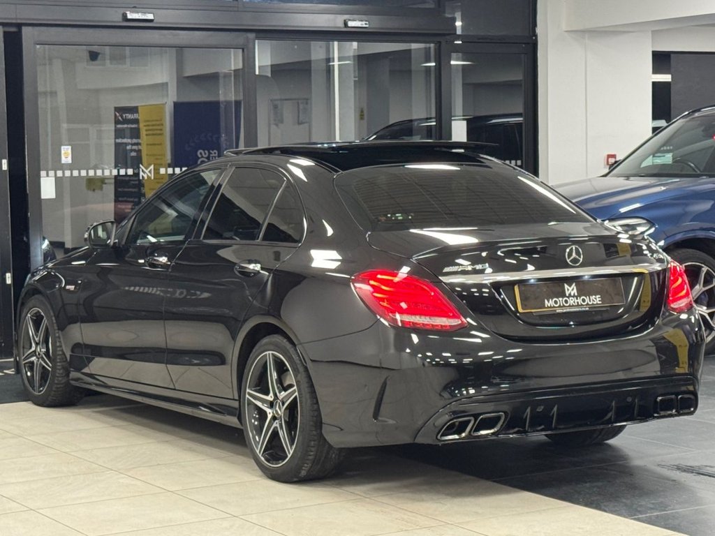 Used Mercedes-Benz C Class 2017 for sale - 76670590: Photo 2
