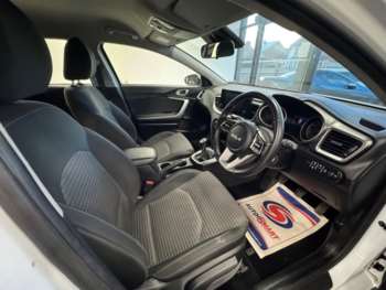 Used Kia Ceed 2022 for sale - 74691986: Photo
