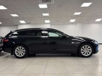 Used Jaguar XF 2019 for sale - 74998364: Photo