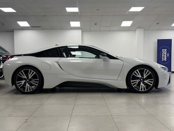 Used BMW i8 2014 for sale - 77792350: Photo