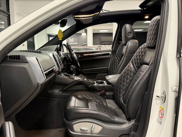 Used Porsche Cayenne 2012 for sale - 76286131: Photo 14