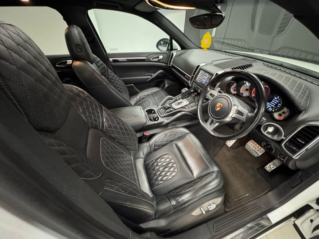 Used Porsche Cayenne 2012 for sale - 76286131: Photo 16