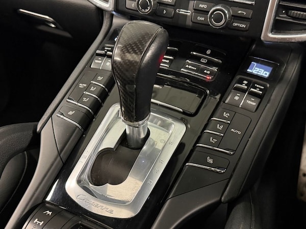 Used Porsche Cayenne 2012 for sale - 76286131: Photo 23