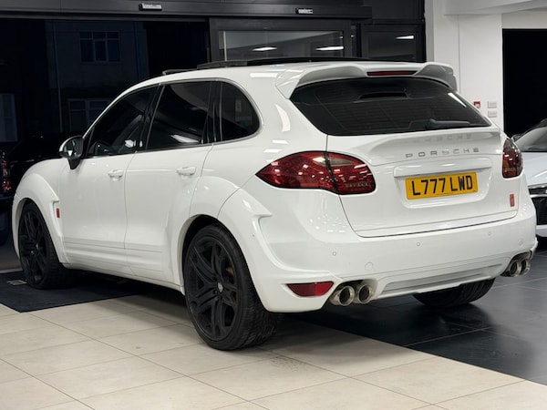 Used Porsche Cayenne 2012 for sale - 76286131: Photo 8