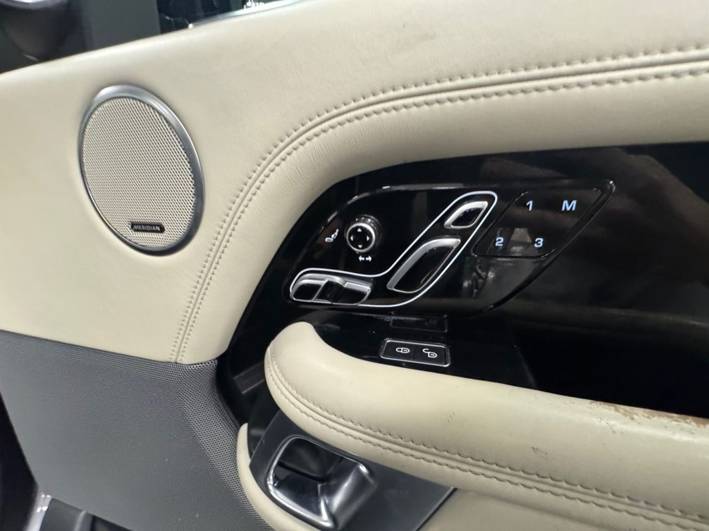 Used Land Rover Range Rover 2018 for sale - 77193399: Photo 31