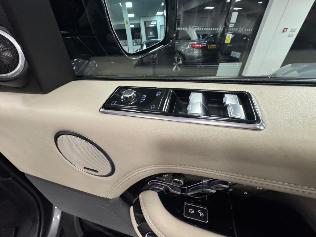 Used Land Rover Range Rover 2018 for sale - 77193399: Photo 32
