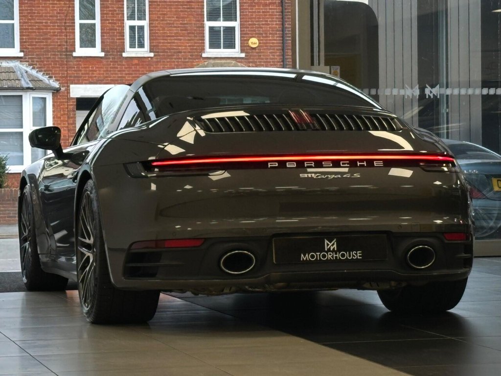 Used Porsche 911 2023 for sale - 76867534: Photo 16