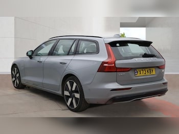 Used Volvo V60 2023 for sale - 78749573: Photo