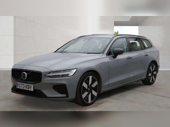 Used Volvo V60 2023 for sale - 78954811: Photo