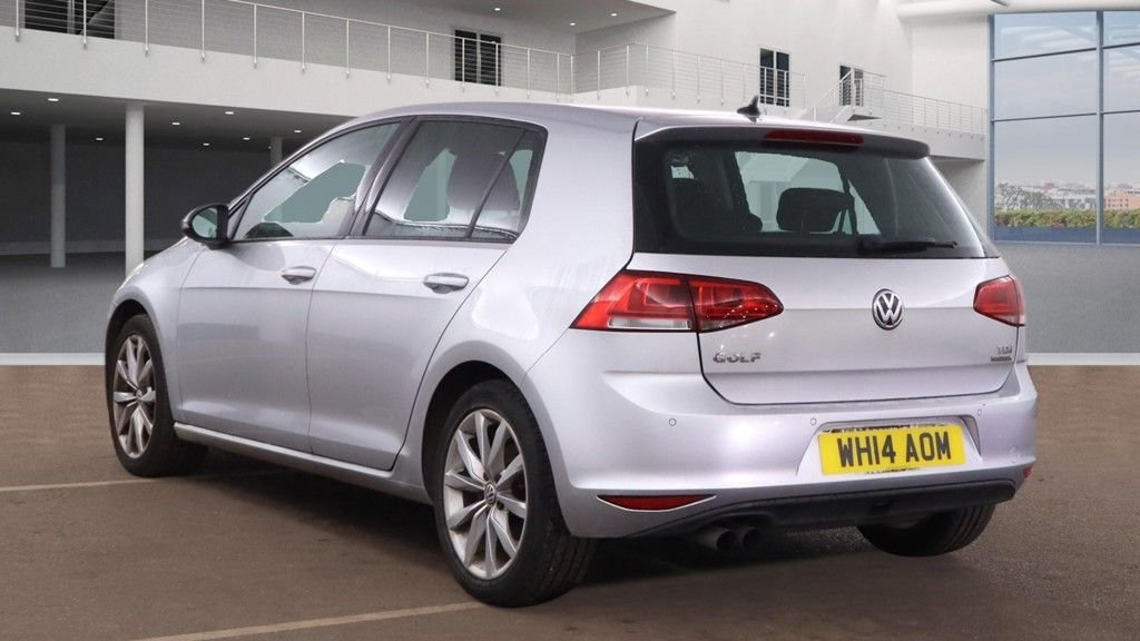 Used Volkswagen Golf 2014 for sale - 76962778: Photo 2