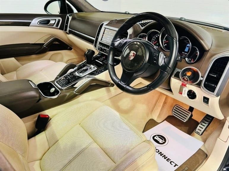 Used Porsche Cayenne 2010 for sale - 77470598: Photo 7