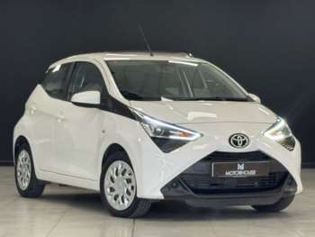 2020 (20) - 1.0 VVT-i x-play Hatchback 5dr Petrol Manual Euro 6 (71 ps)