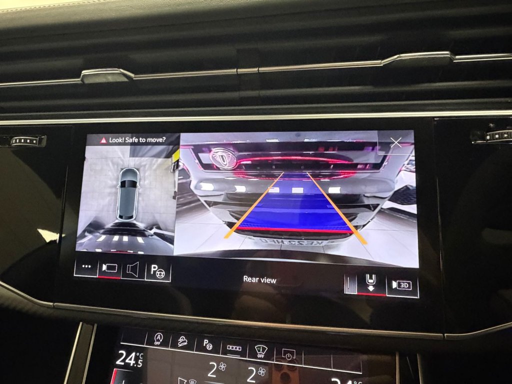 Used Audi RS Q8 2023 for sale - 76660637: Photo 32