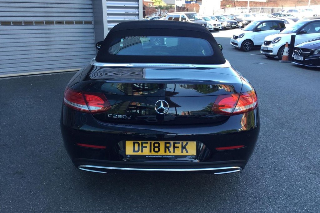 Used Mercedes-Benz C Class 2018 for sale - 77967648: Photo 3