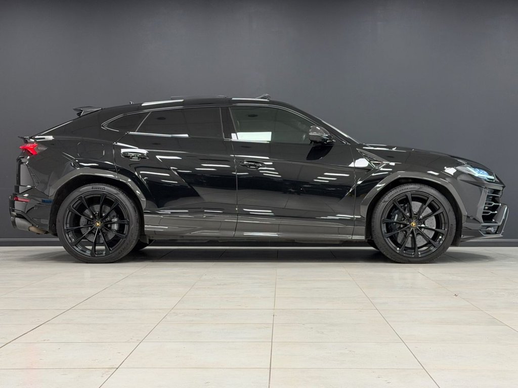 Used Lamborghini Urus 2021 for sale - 77891049: Photo 2