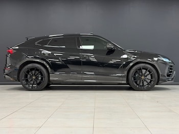 Used Lamborghini Urus 2021 for sale - 77891049: Photo