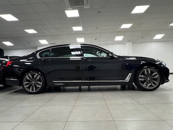 Used BMW 7 Series 2018 for sale - 77121903: Photo