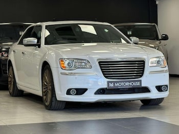 Used Chrysler 300C 2013 for sale - 79209948: Photo
