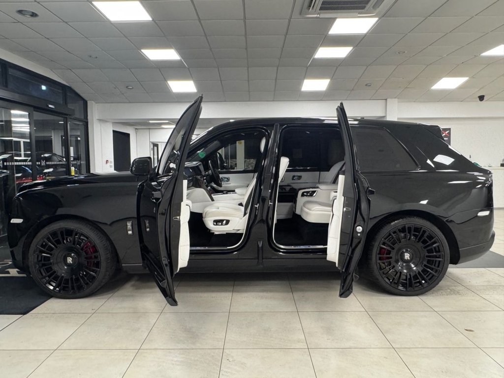Used Rolls-Royce Cullinan 2022 for sale - 76841244: Photo 3