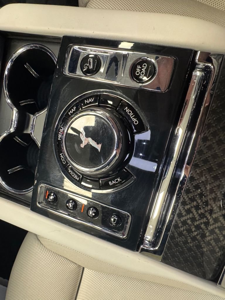 Used Rolls-Royce Cullinan 2022 for sale - 76841244: Photo 43