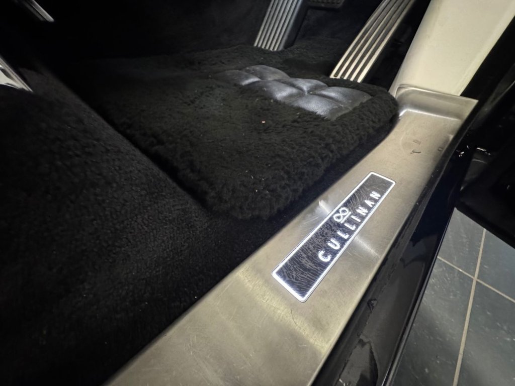 Used Rolls-Royce Cullinan 2022 for sale - 76841244: Photo 48