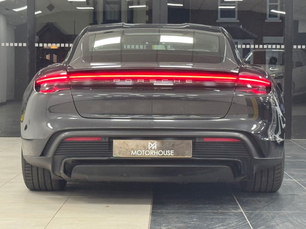 Used Porsche Taycan 2021 for sale - 76934631: Photo 18