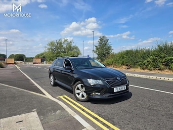 Used Skoda Superb 2016 for sale - 79358692: Photo