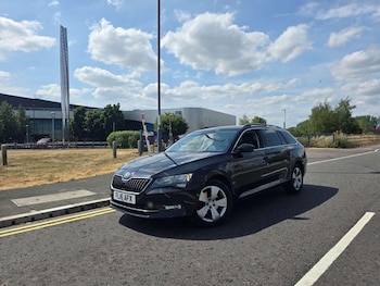 Used Skoda Superb 2016 for sale - 79358692: Photo