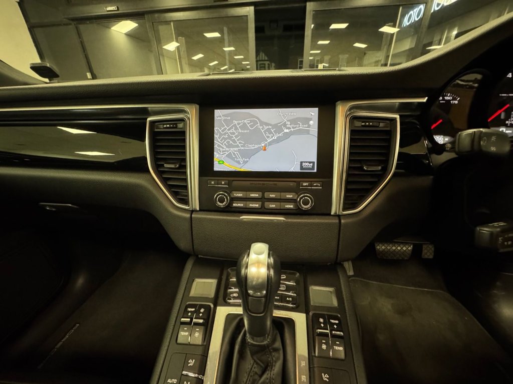 Used Porsche Macan 2016 for sale - 76985969: Photo 24