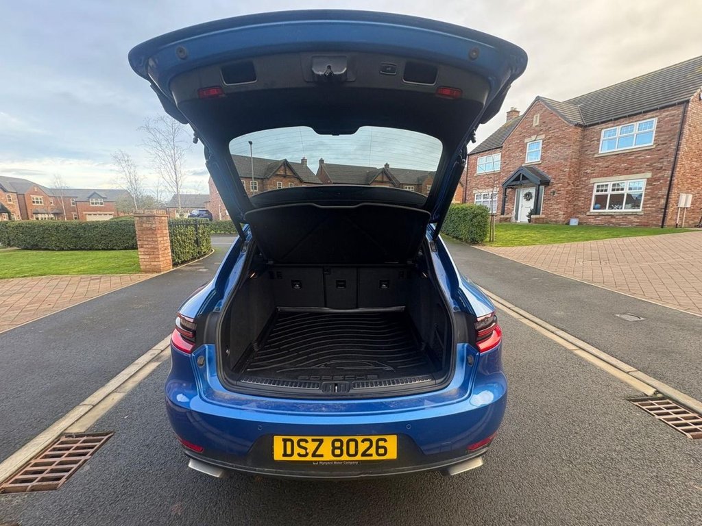 Used Porsche Macan 2016 for sale - 76985969: Photo 8