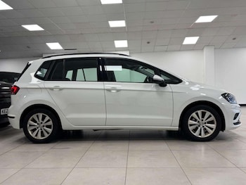 Used Volkswagen Golf SV 2018 for sale - 78955177: Photo