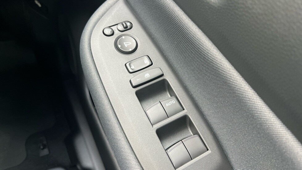 Used Honda Jazz 2025 for sale - 76140126: Photo 26