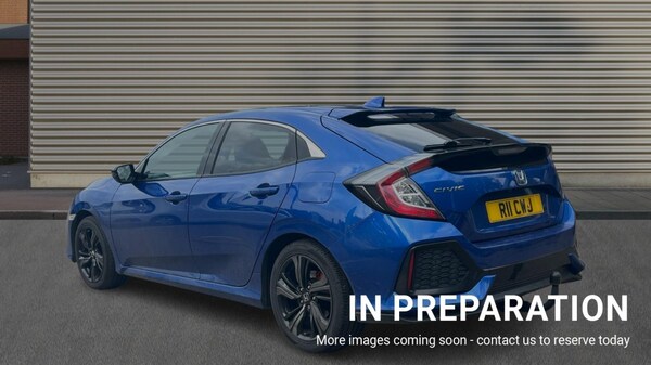 Used Honda Civic 2018 for sale - 75396396: Photo 2