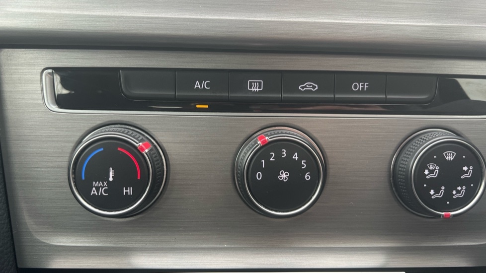 Used Volkswagen Golf 2015 for sale - 76717257: Photo 27