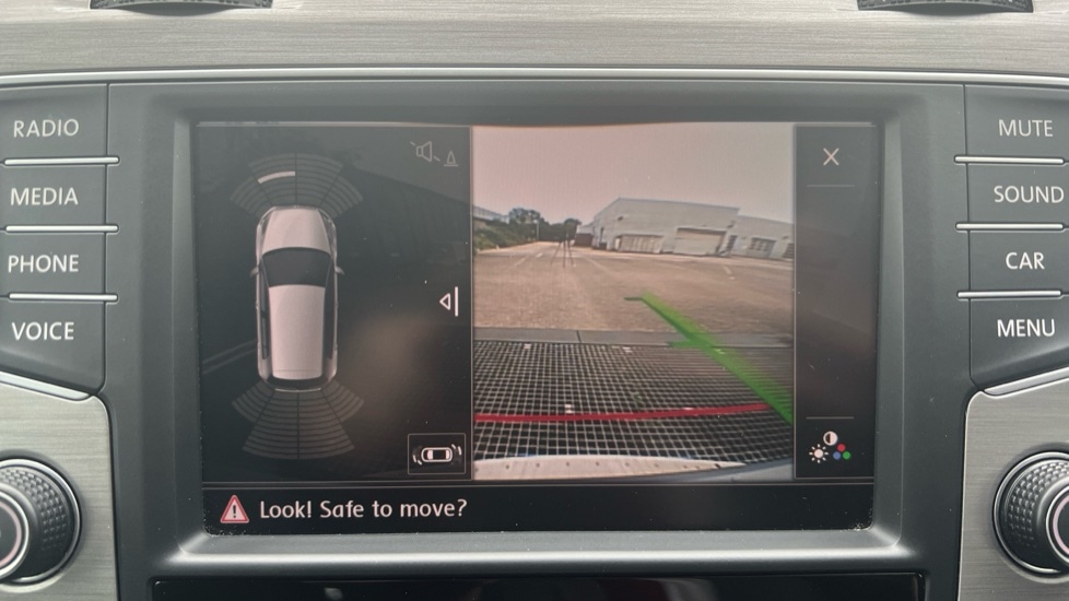 Used Volkswagen Golf 2015 for sale - 76717257: Photo 31