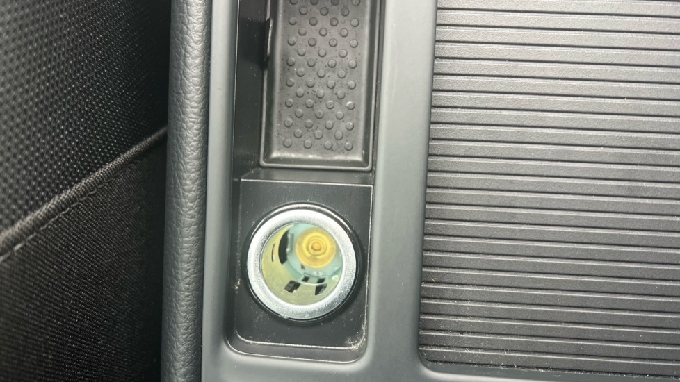 Used Volkswagen Golf 2015 for sale - 76717257: Photo 32