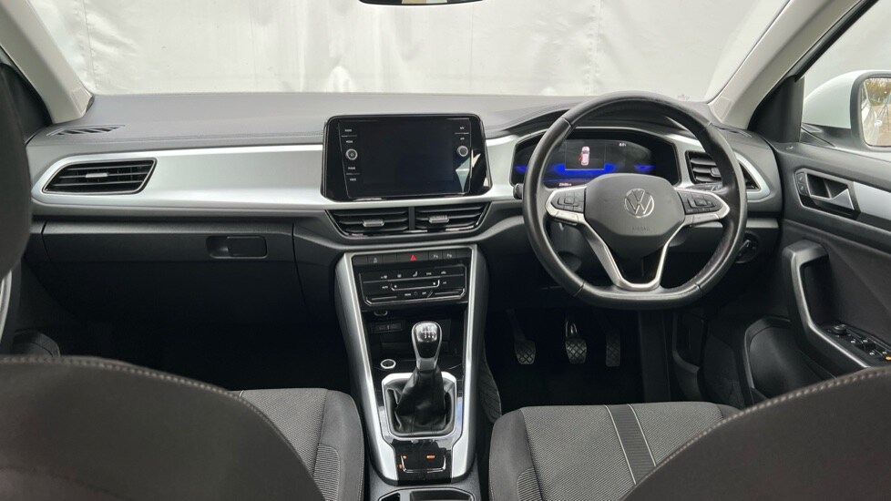 Used Volkswagen T-Roc 2023 for sale - 76501387: Photo 11