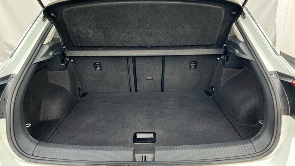 Used Volkswagen T-Roc 2023 for sale - 76501387: Photo 15