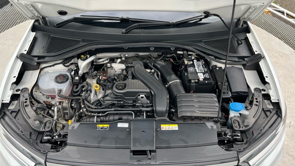 Used Volkswagen T-Roc 2023 for sale - 76501387: Photo 16