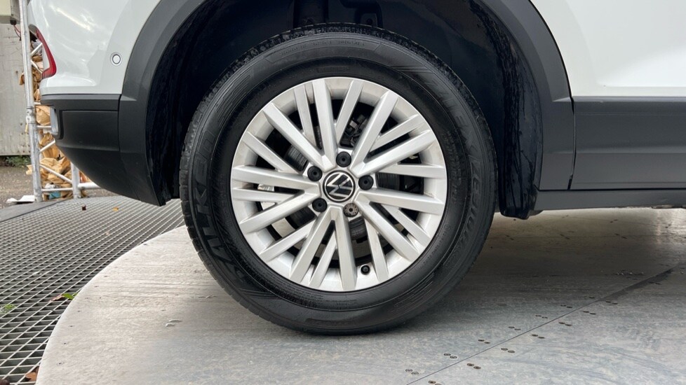 Used Volkswagen T-Roc 2023 for sale - 76501387: Photo 19