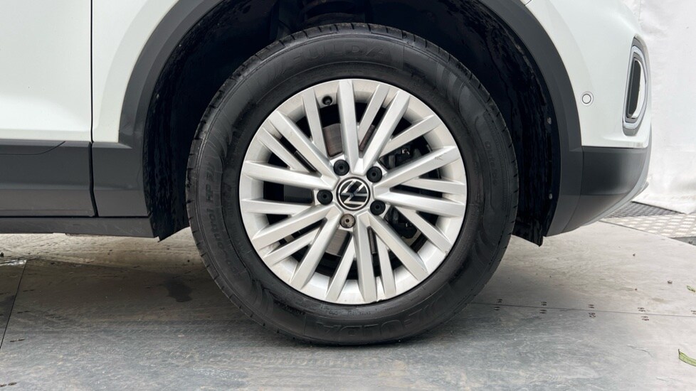 Used Volkswagen T-Roc 2023 for sale - 76501387: Photo 20