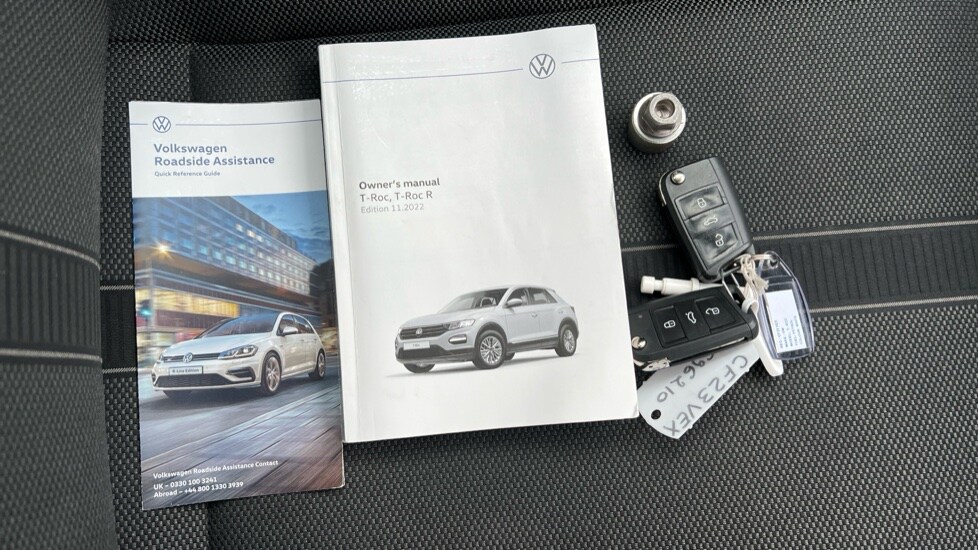 Used Volkswagen T-Roc 2023 for sale - 76501387: Photo 22