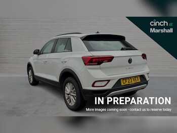 Used Volkswagen T-Roc 2023 for sale - 76501387: Photo