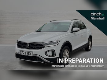 Used Volkswagen T-Roc 2023 for sale - 76501387: Photo