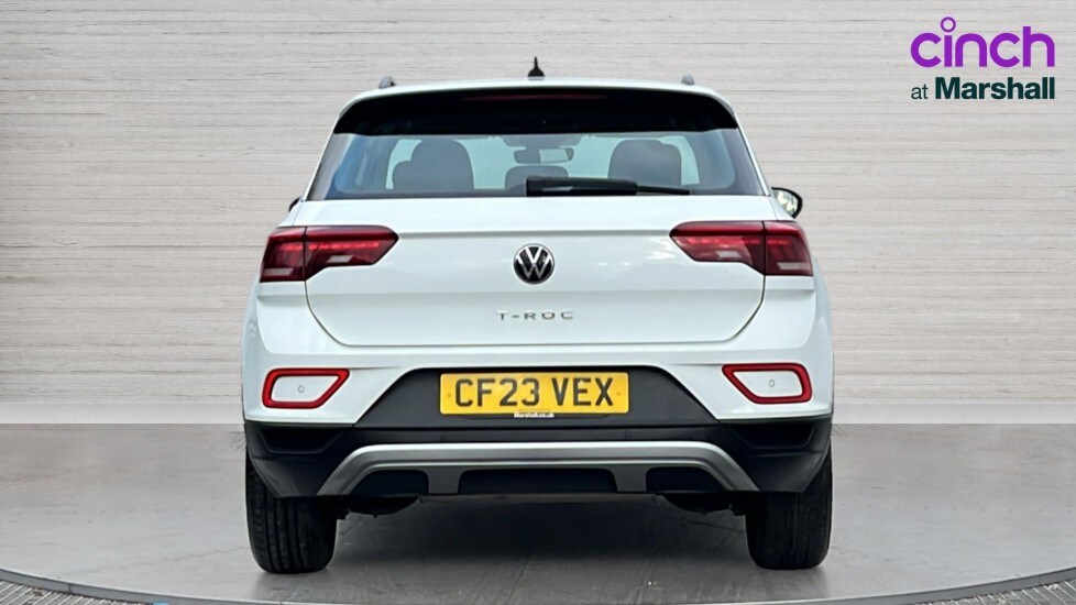 Used Volkswagen T-Roc 2023 for sale - 76501387: Photo 4