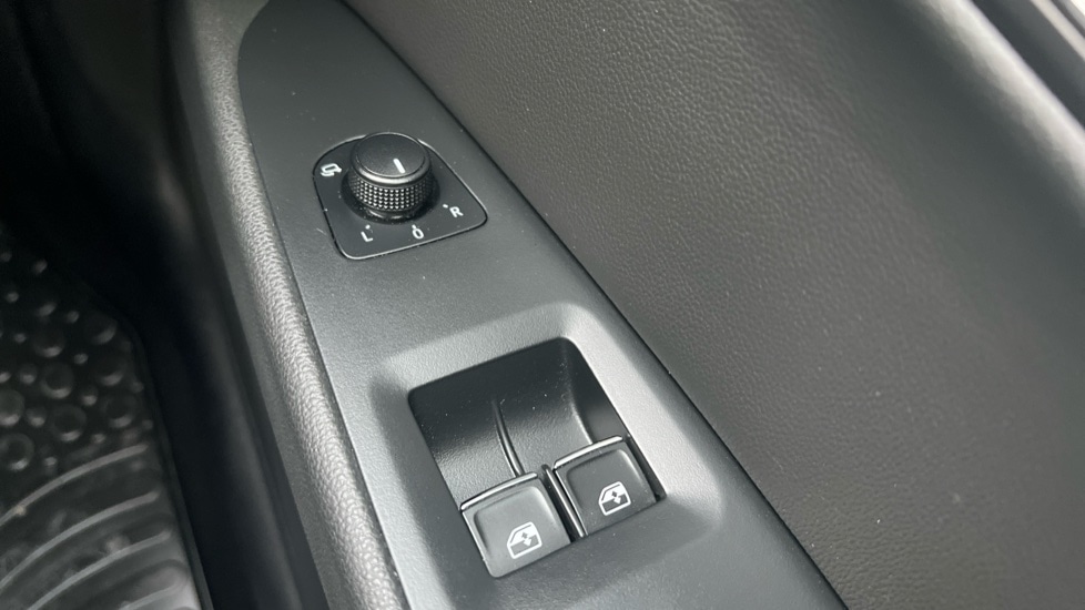 Used SEAT Leon 2017 for sale - 76888649: Photo 23