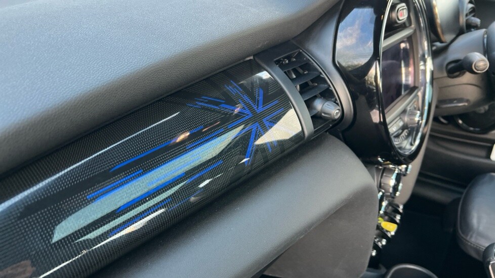 Used MINI Hatch 2020 for sale - 76523651: Photo 40