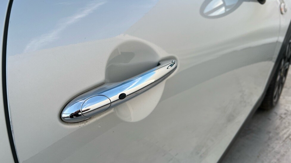 Used MINI Hatch 2020 for sale - 76523651: Photo 42