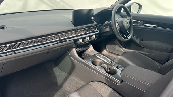 Used Honda Civic 2025 for sale - 76140305: Photo 2