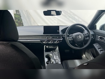 Used Honda Civic 2025 for sale - 76140305: Photo 4